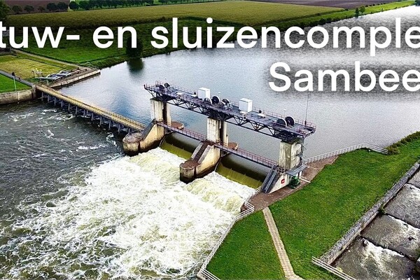 De Groeters, rondleiding bij stuwcomplex