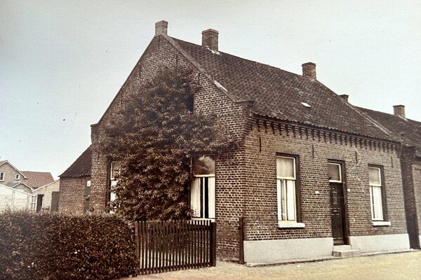 Nieuw huizenboek Sambeeks Heem